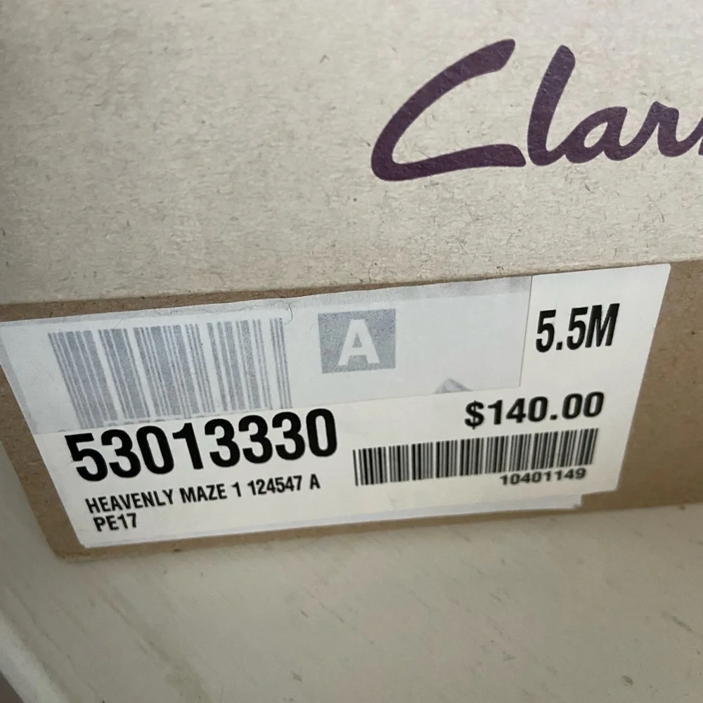 Clarks - Picture 6 of 6